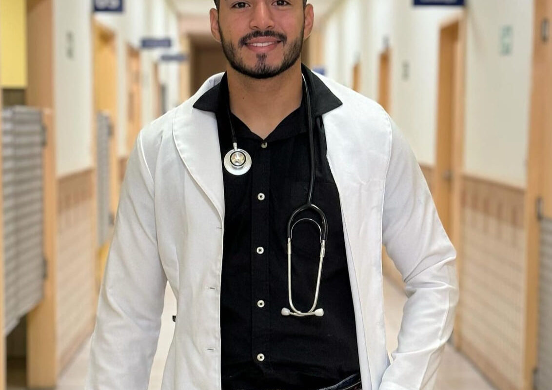 Influencer morre após carro dele capotar na GO-080, em Goiânia 
