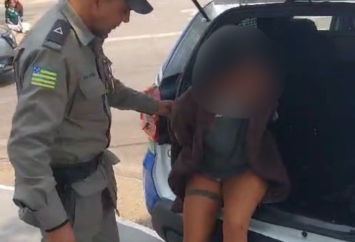 Mulher mata namorado dentro distribuidora de bebidas e é presa, em Goiânia 