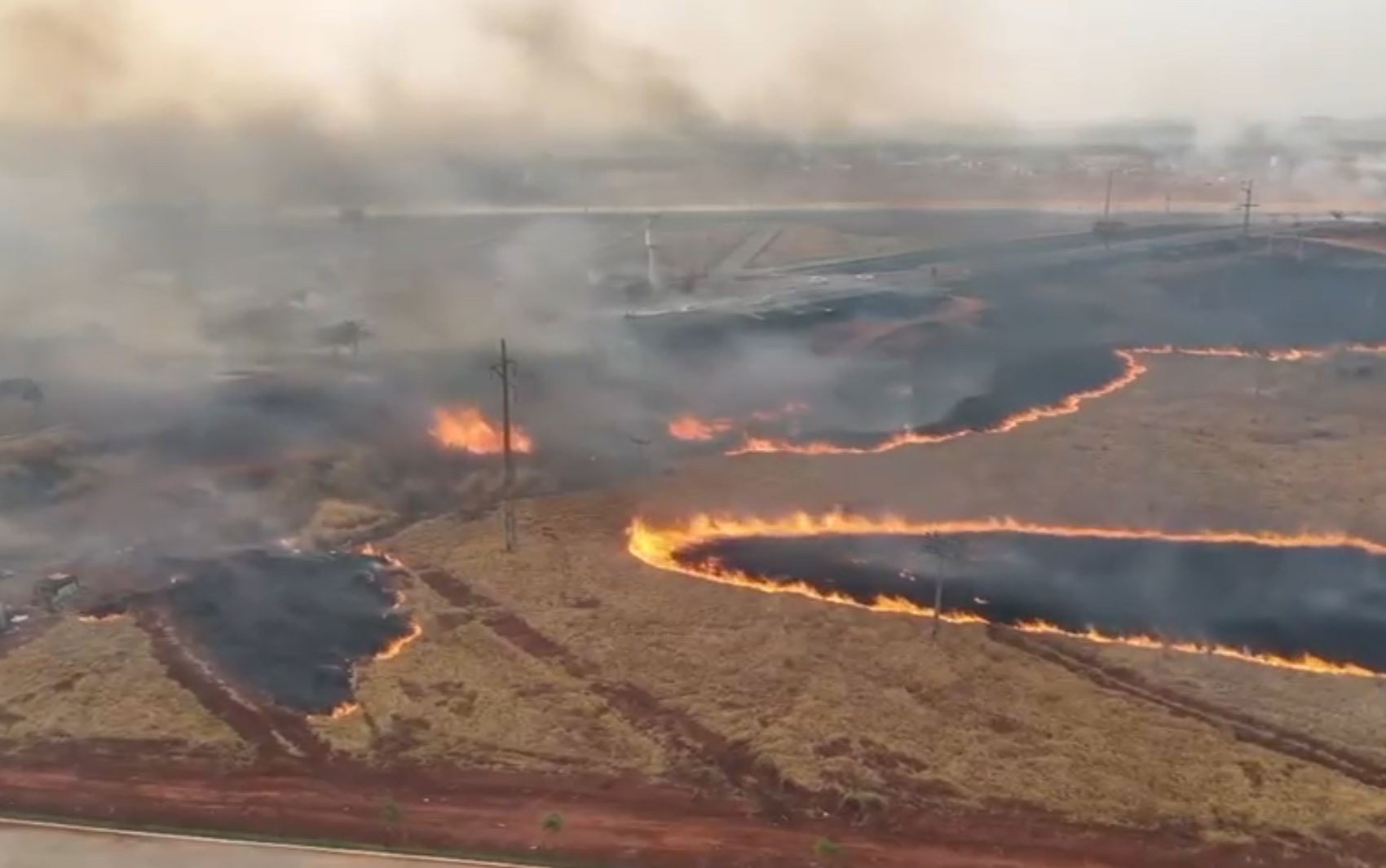 Mais de 400 incêndios foram registrados em Goiás neste fim…