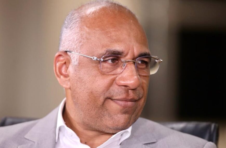 Rogério Cruz desiste da exoneração de quase dois mil comissionados