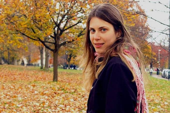 Sobrevivente de explosão de avião em Ubatuba segue em estado grave 