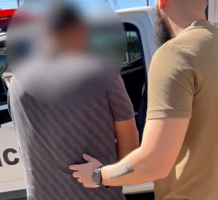 Homem é preso por abusar sexualmente da própria neta, de dois anos 