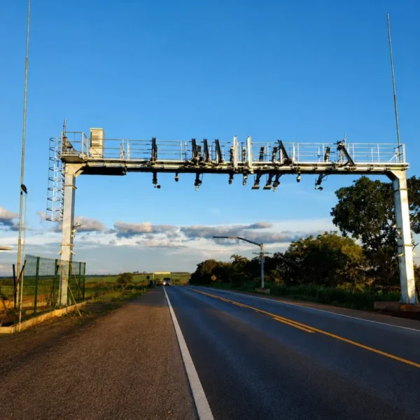 Pedágio eletrônico nas BRs 060 e 452 começa a funcionar em Goiás