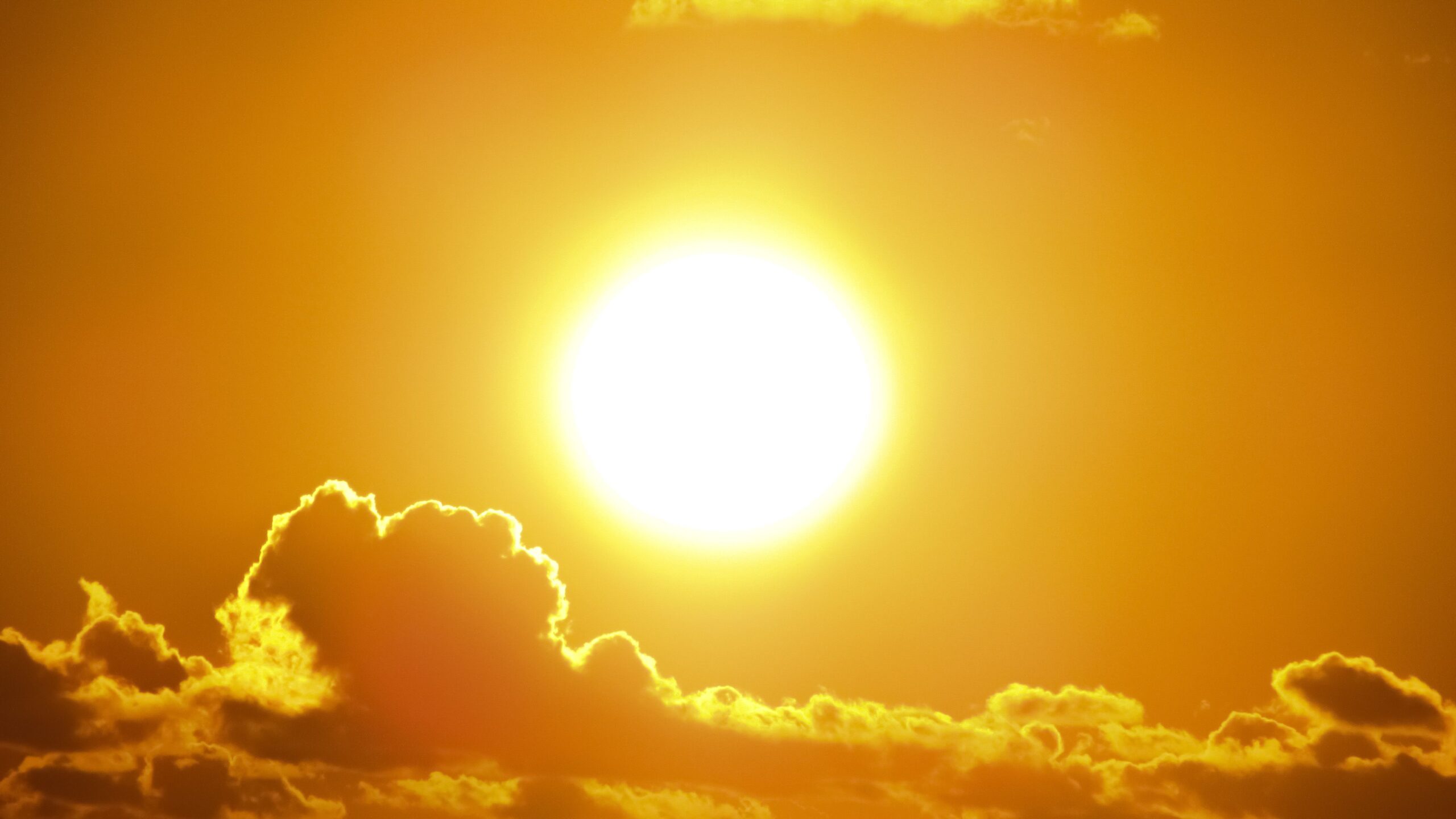Calor recorde de quase 40°C é registrado na tarde desta segunda, em Goiânia 